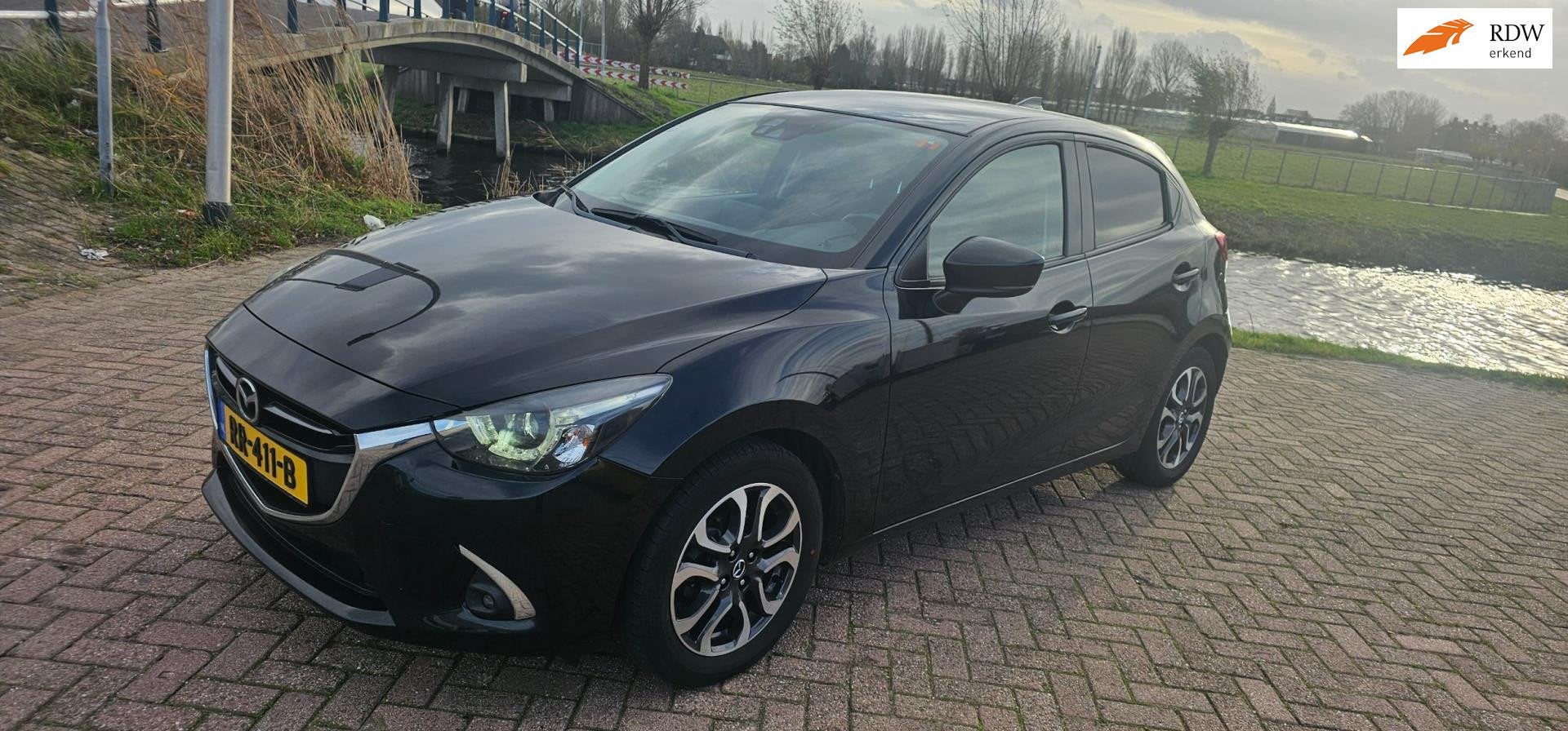 Mazda 2 1.5 Skyactiv-G GT-M NAVI XENON Voll Ond., Auto's, Gebruikt, 4 cilinders, Zwart, Origineel Nederlands