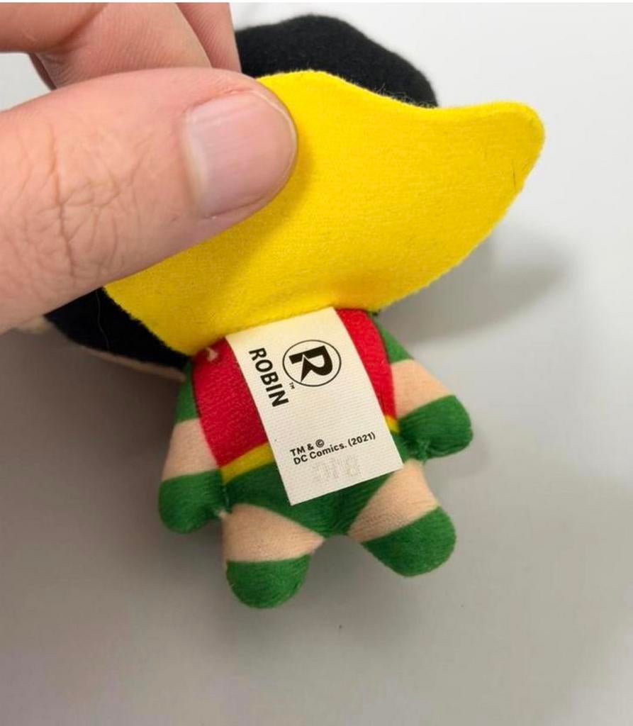 Super Heroes 2021 McDonalds Plush DC Comics ROBIN Exclusive, Ophalen of Verzenden, Zo goed als nieuw, H, H