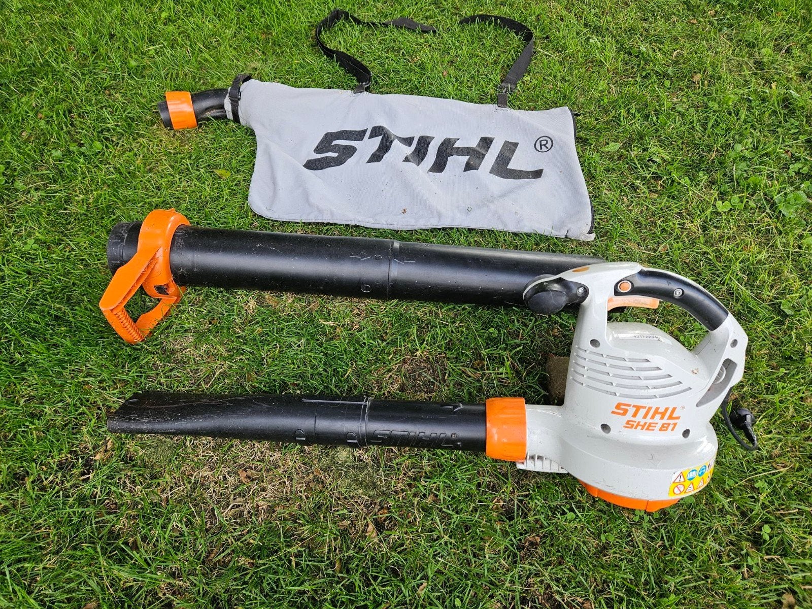 Stihl SHE 81 Elektrische bladblazer/ zuiger, Ophalen, Gebruikt, Elektrisch, Met opvangzak