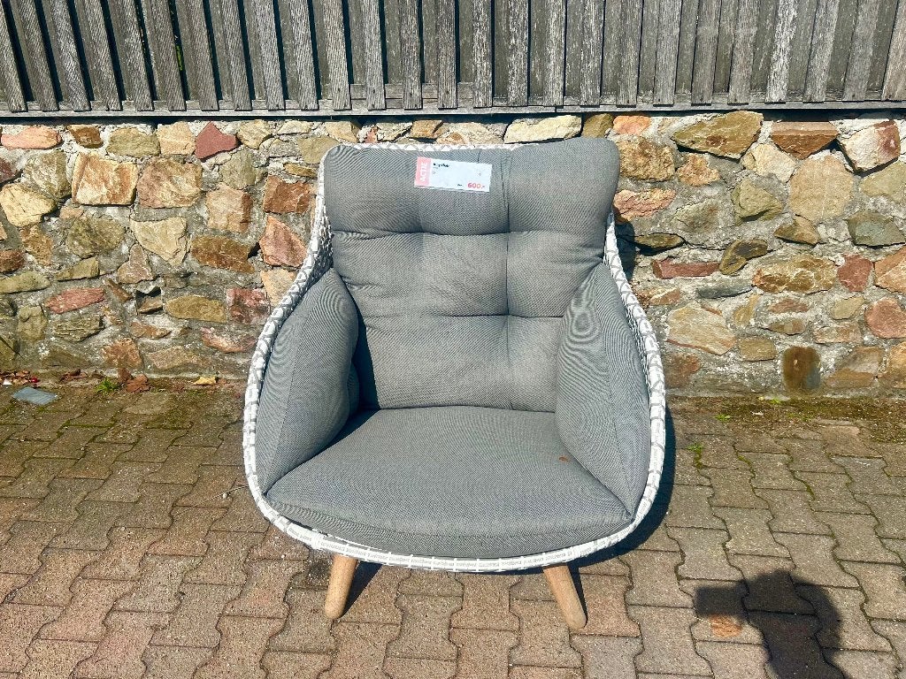 Tierra Outdoor King Chair l Grijs/Wit l Luxe Tuinstoel, Aluminium, Zo goed als nieuw, Loungeset, Stoel