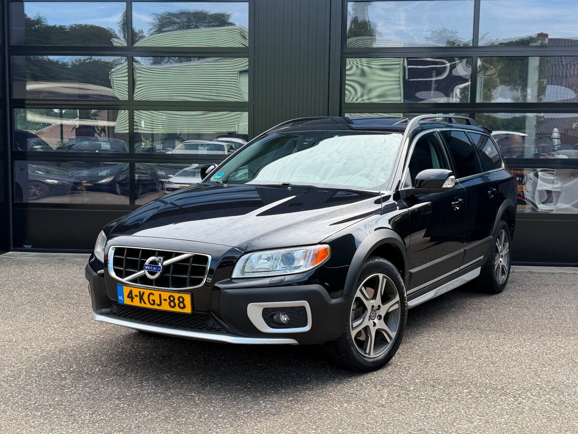 Volvo XC70 2.0 D4 FWD Momentum Navi Camera Schuifdak Xenon, Auto's, Volvo, Bedrijf, Te koop, XC70, ABS, Achteruitrijcamera, Adaptive Cruise Control