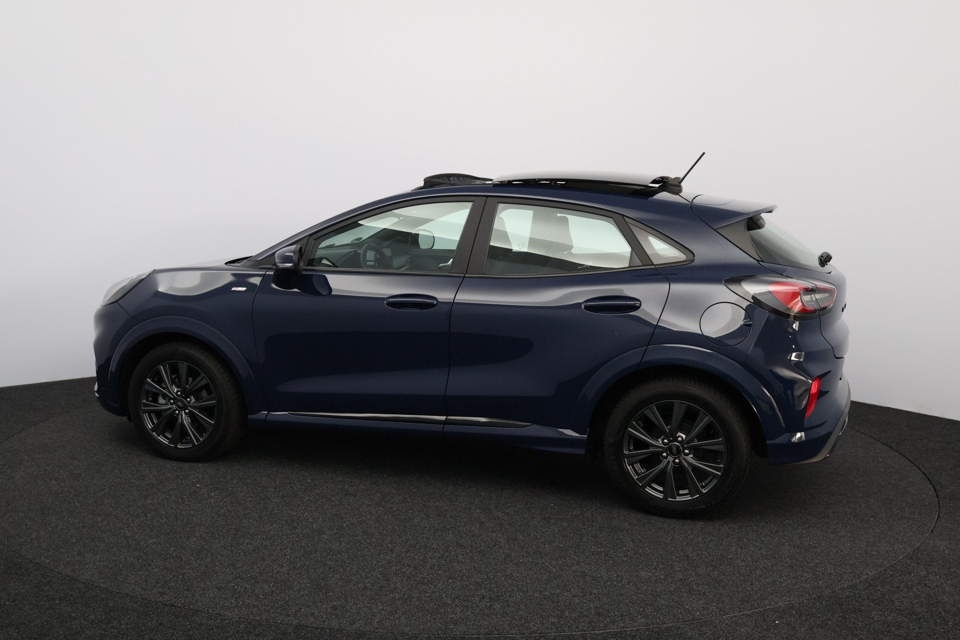 Ford Puma 1.0 EcoBoost Hybrid ST-Line X/ Zwarte Hemel/ Open-, Auto's, Voorwielaandrijving, Lichtsensor, Blauw, Bedrijf