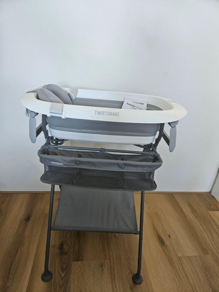 Twistshake Opvouwbaar Babybadje met Badstandaard, Kinderen en Baby's, Badjes en Verzorging, Gebruikt, Badje, Standaard, Ophalen