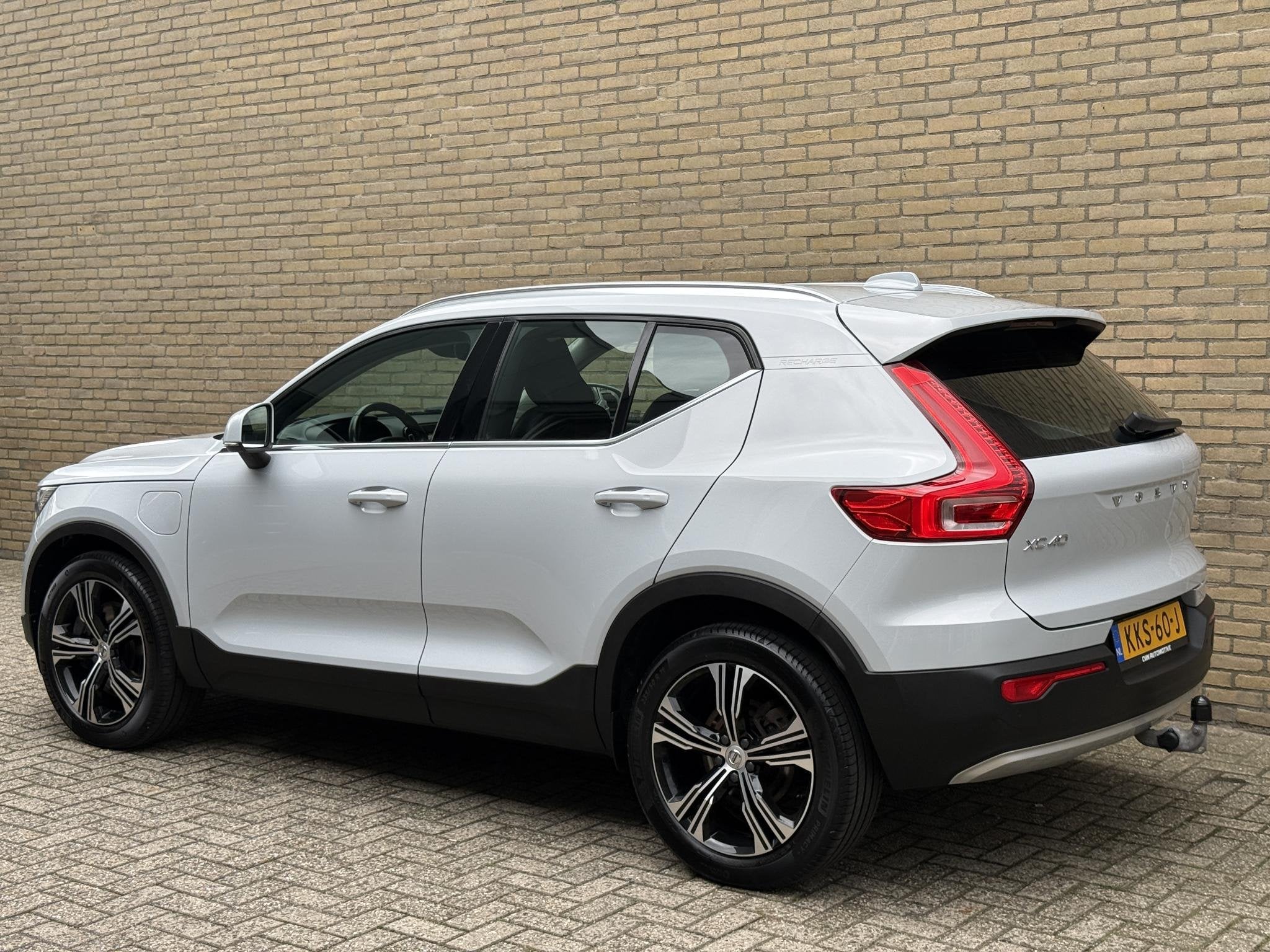 Volvo XC40 1.5 T5 262pk Recharge | Lederen bekleding | Trekh, Euro 6, Bedrijf, Hybride Elektrisch/Benzine, 3 cilinders