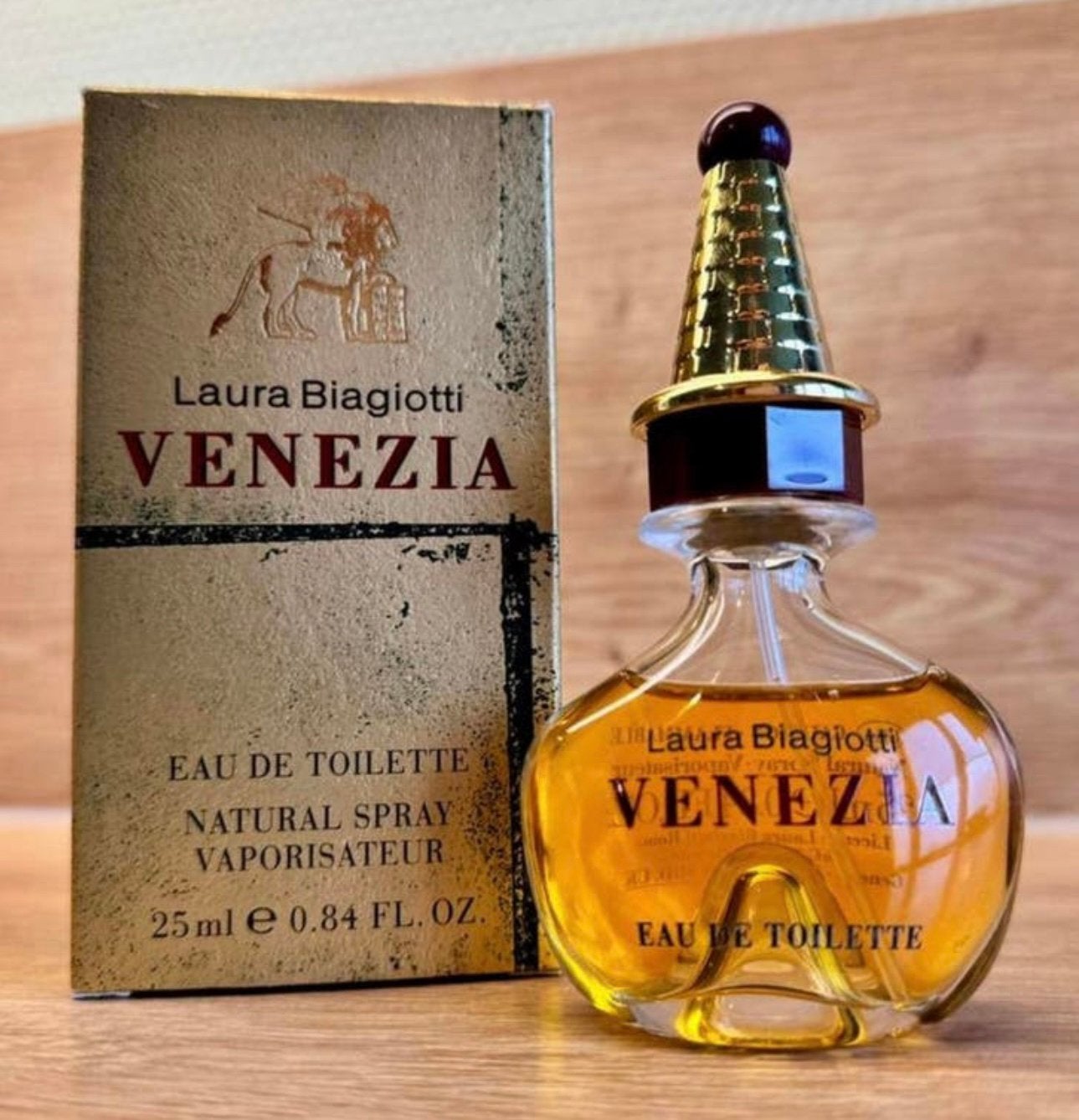 Vintage Venezia Laura Biagiotti 25 ml EdT OV, Verzamelen, Parfumverzamelingen, Ophalen of Verzenden, Zo goed als nieuw, Parfumfles