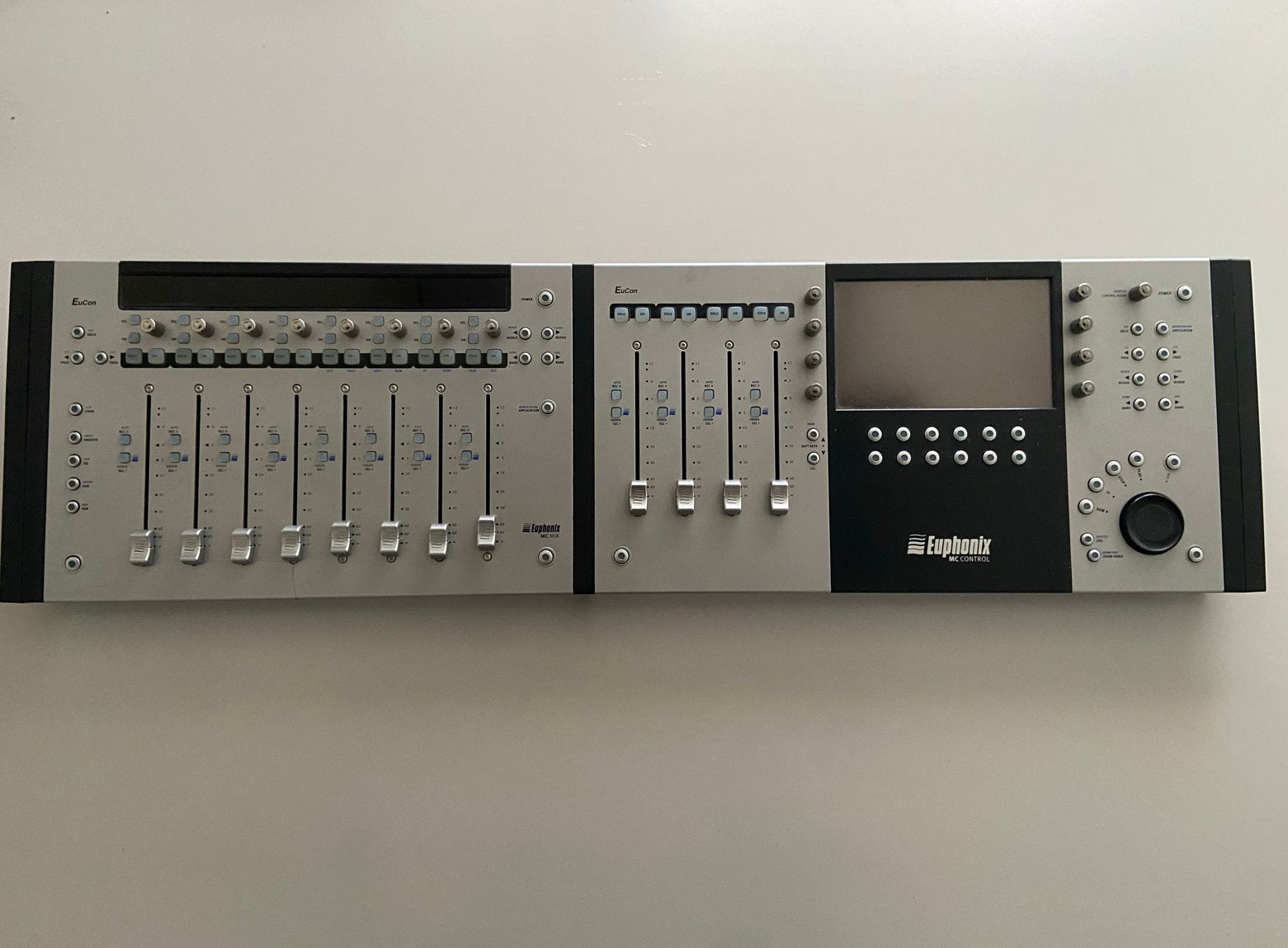 MC Control - Avid DAW Controller, Ophalen of Verzenden, Gebruikt, Minder dan 5 kanalen