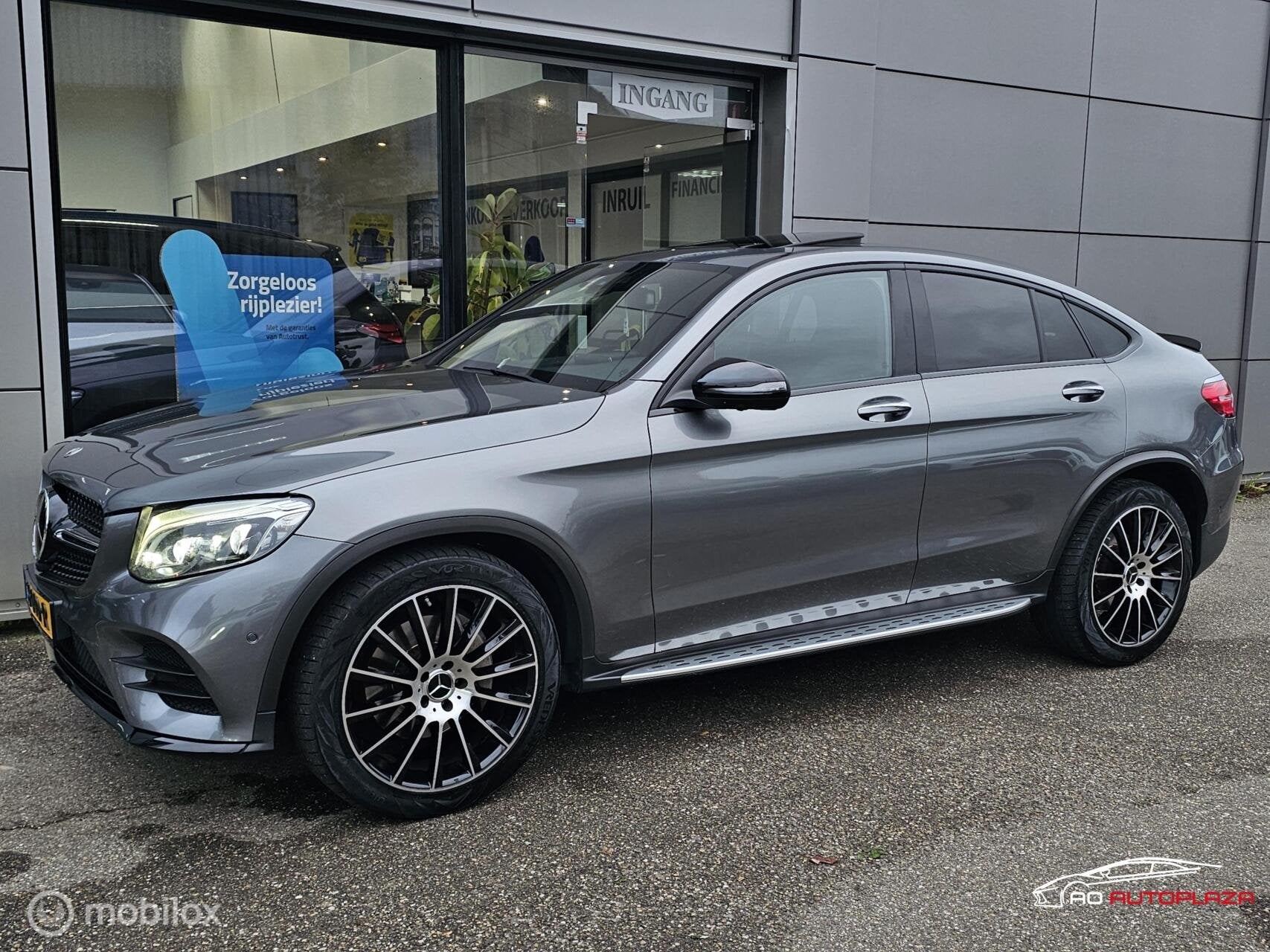 Mercedes GLC-klasse Coupé 250 4MATIC AMG Line Panorama/Burm, Auto's, Automaat, 4 cilinders, Automatische klimaatregeling, 14 km/l