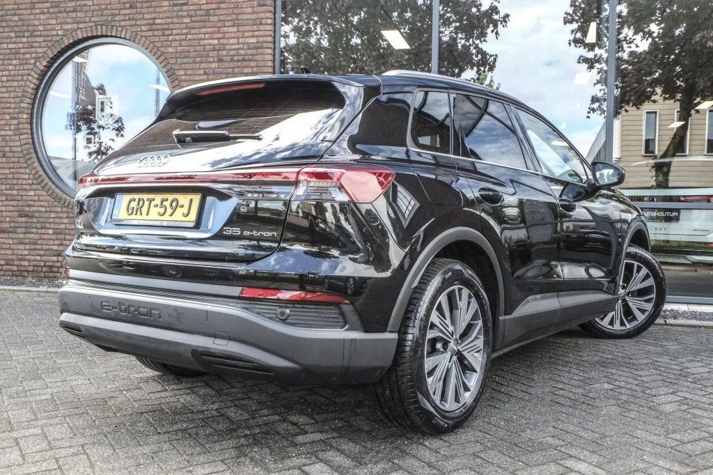 Audi Q4 e-tron 35 55 kWh | SOH 90% | Warmtepomp (bj 2022), Auto's, Audi, 0 cilinders, Gebruikt, 1865 kg, Zwart