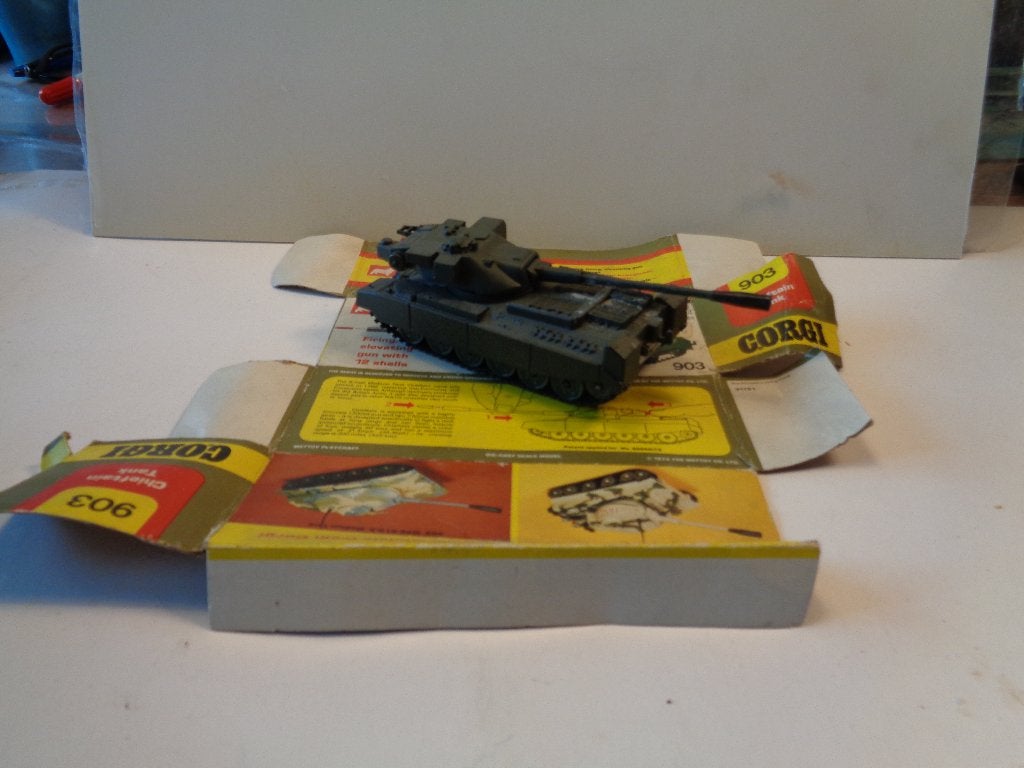 corgichieftan tank, Ophalen of Verzenden, Zo goed als nieuw, Bus of Vrachtwagen, Corgi