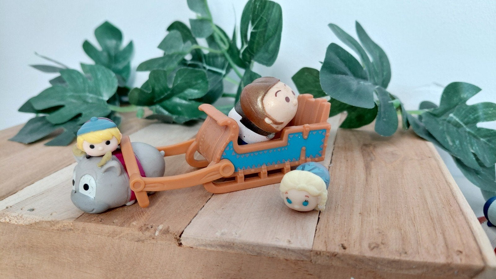 Tsum Tsum Disney frozen poppetjes, Ophalen of Verzenden, Zo goed als nieuw