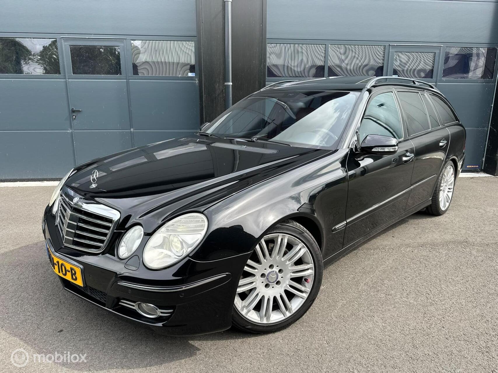 Mercedes E-klasse Estate 350 CGI Avantgarde motor rookt!, Auto's, Automaat, Achterwielaandrijving, Gebruikt, Zwart