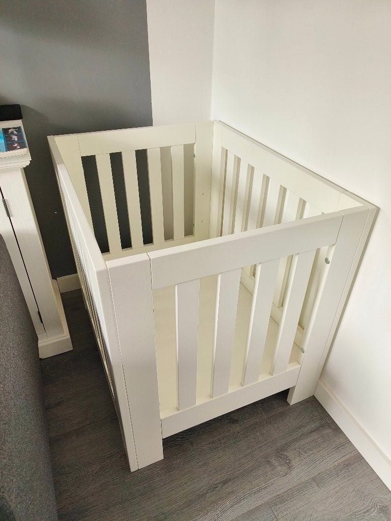 Box met matras en hoes, Kinderen en Baby's, Ophalen, Gebruikt