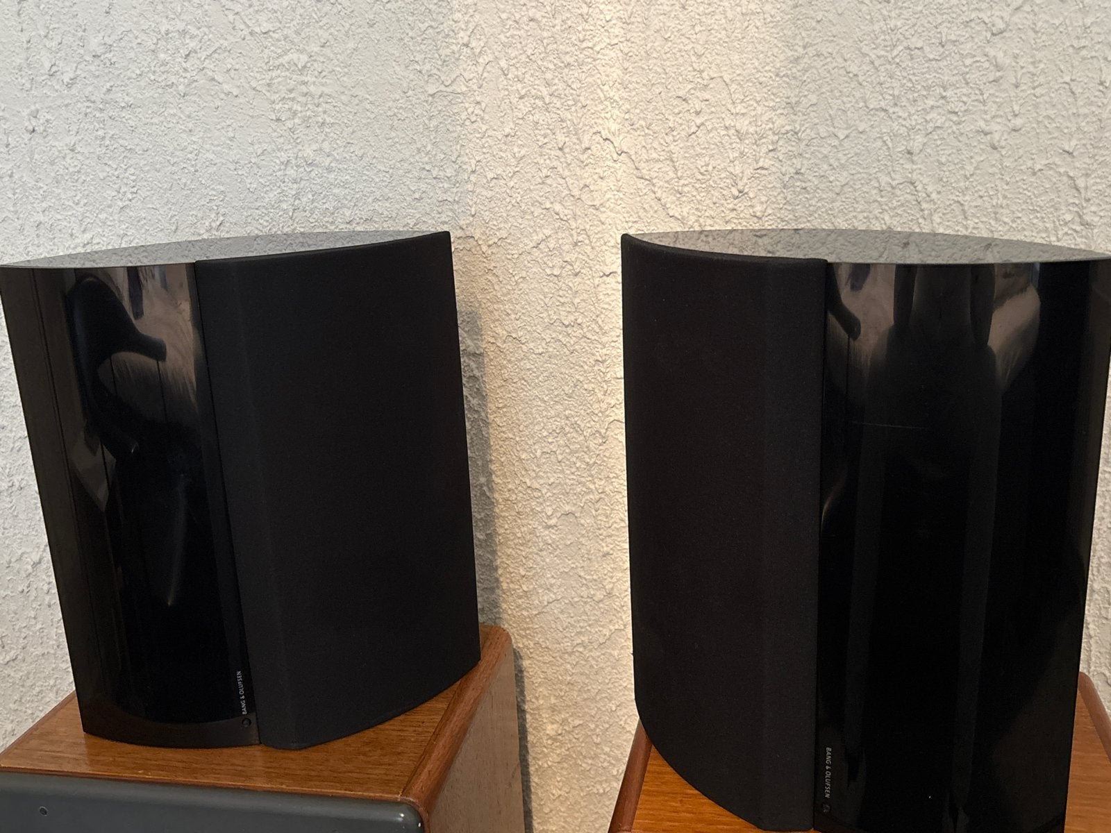 Bang & Olufsen BeoLab 4000 1speaker defect?, Gebruikt, Speakerset, Ophalen of Verzenden, Bang & Olufsen