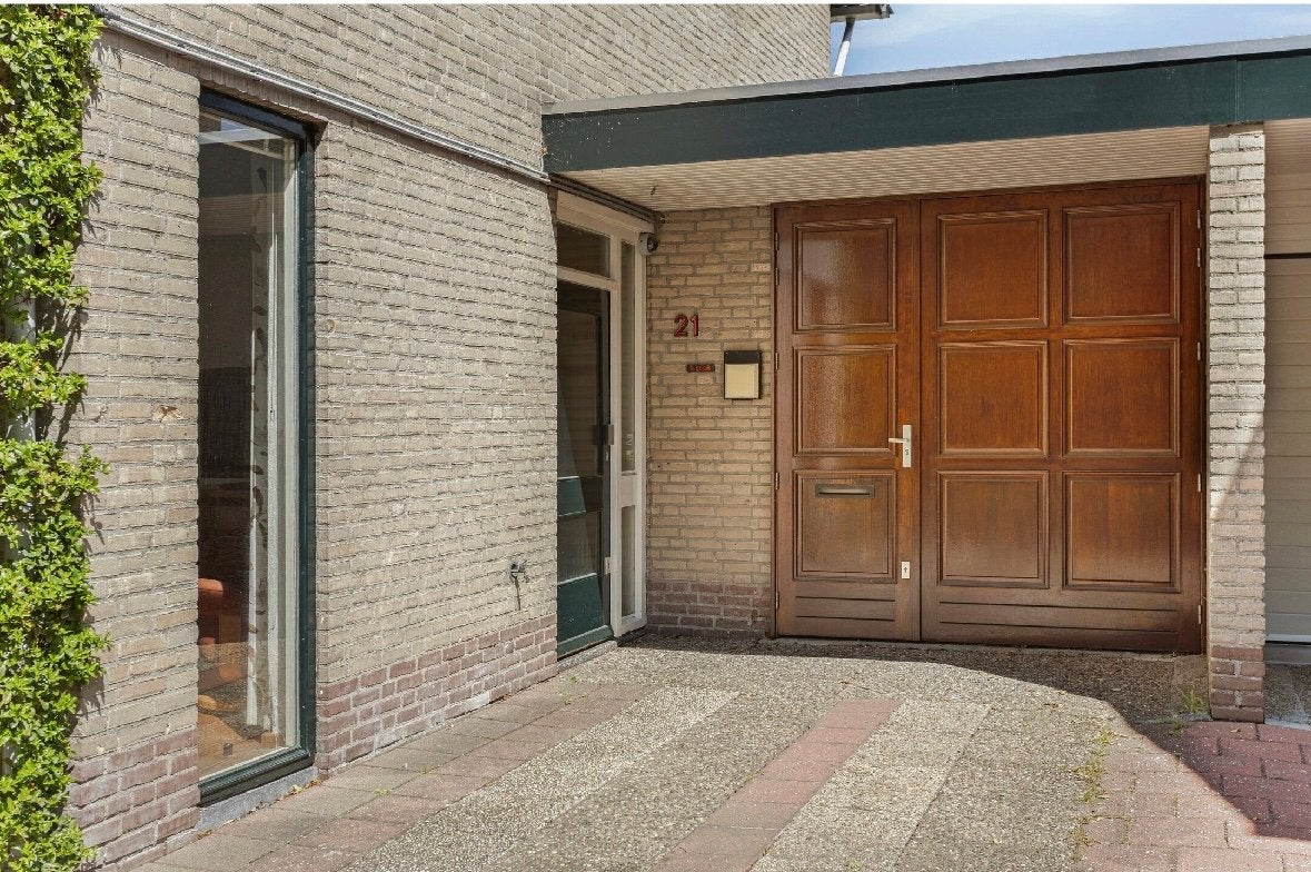 Massieve hardhouten garagedeur met loopdeur - 280x255 cm, Ophalen, Gebruikt, Garagedeur, Hout