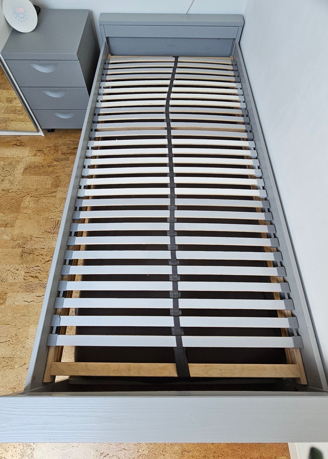 Bed 90x200 Dennis van Woood met goede lattenbodem, Ophalen, 90 cm, Eenpersoons, Zo goed als nieuw