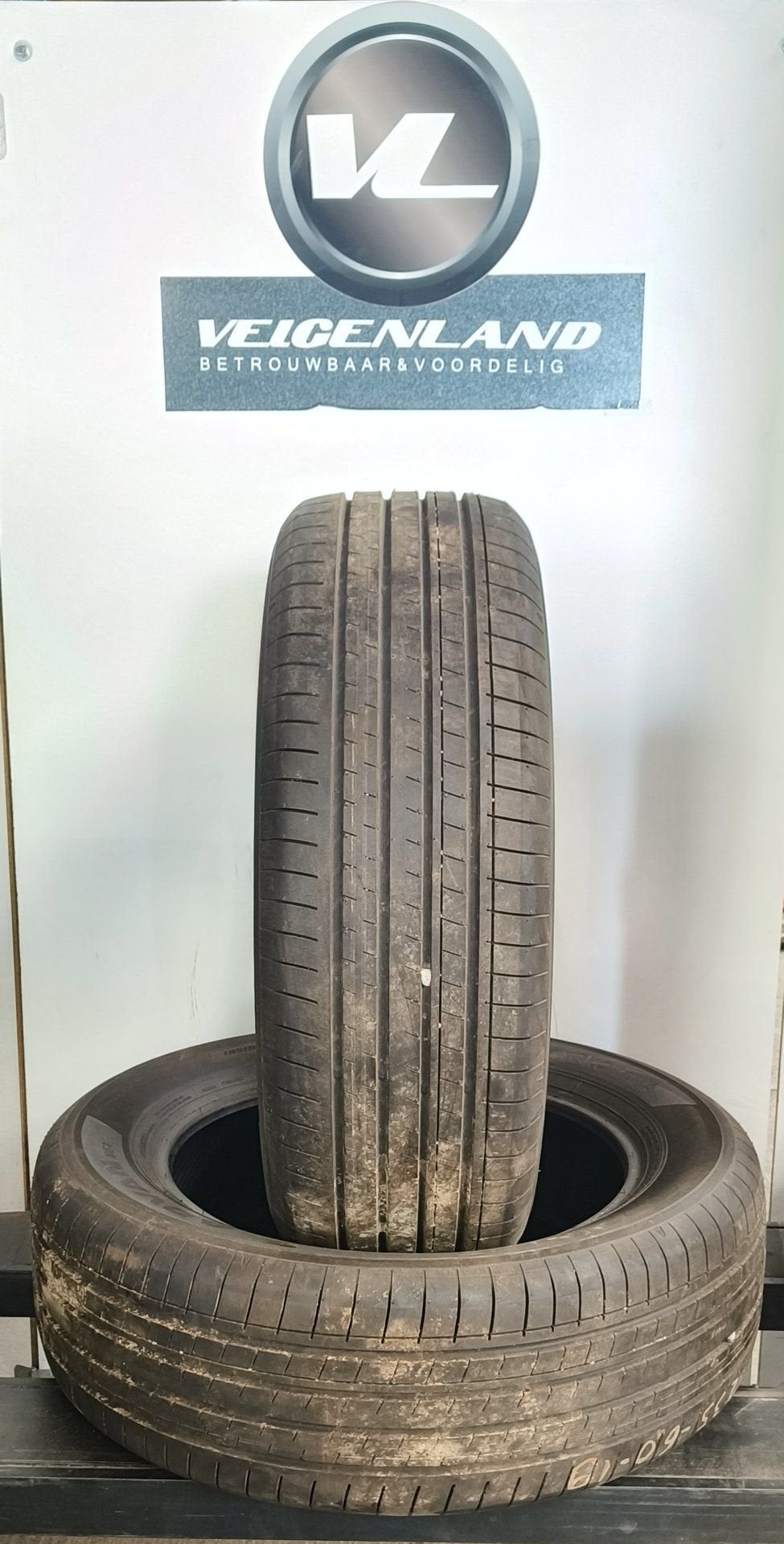 Yokohama Advan V61 235-60-19 2356019 235/60R19 103V, 19 inch, Gebruikt, -, -