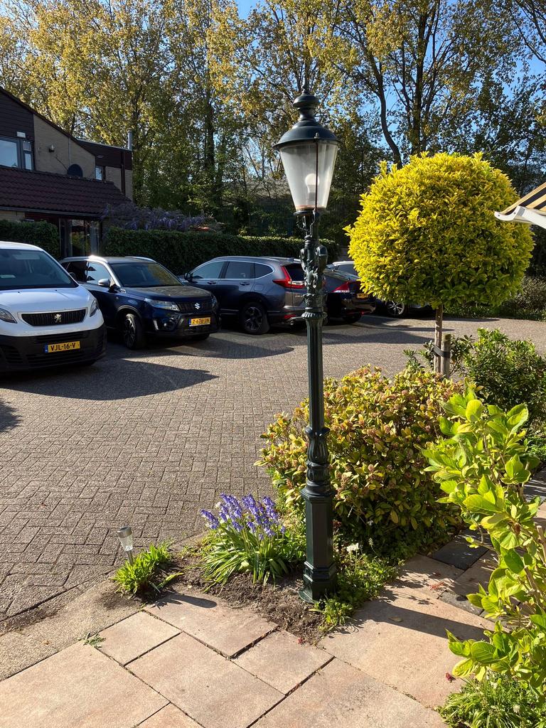 Te koop Lantaren paal giet ijzer, Ophalen, Gebruikt, Staande lamp, Netvoeding