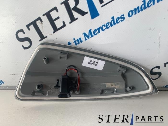 Knipperlicht spiegel rechts van een Mercedes C-Klasse, Auto-onderdelen, Verlichting, -, Nieuw, Ophalen of Verzenden, -