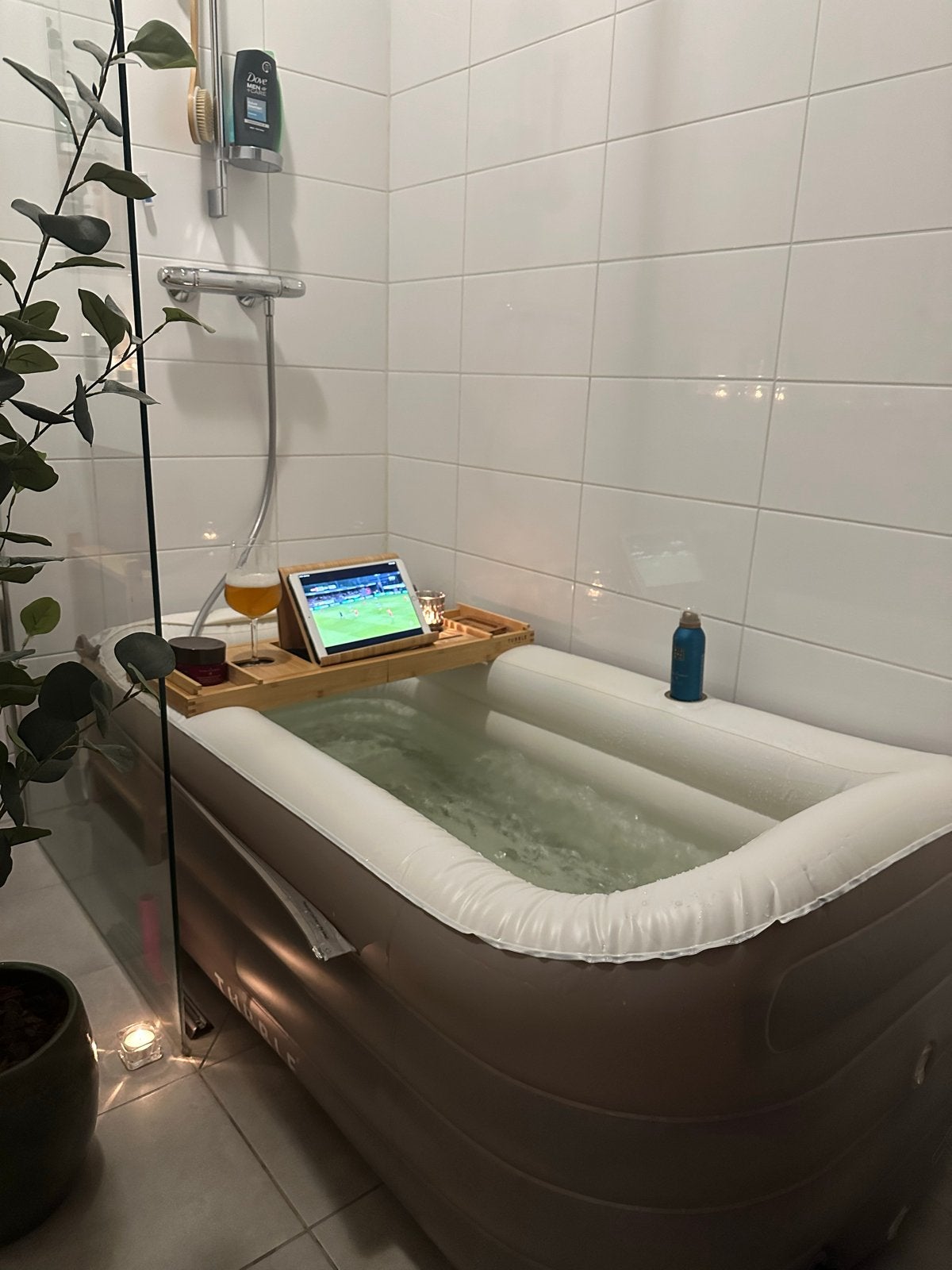 Tubble Cuzy opblaasbaar bubbelbad met accessoires, Huis en Inrichting, Ophalen, Zo goed als nieuw, Met bad