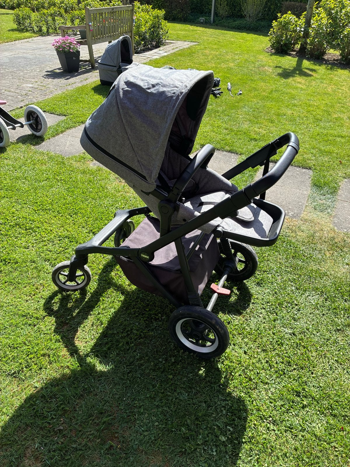 Thule kinderwagen met reiswieg en alle accessoires, Gebruikt, Combiwagen, Met reiswieg, Ophalen