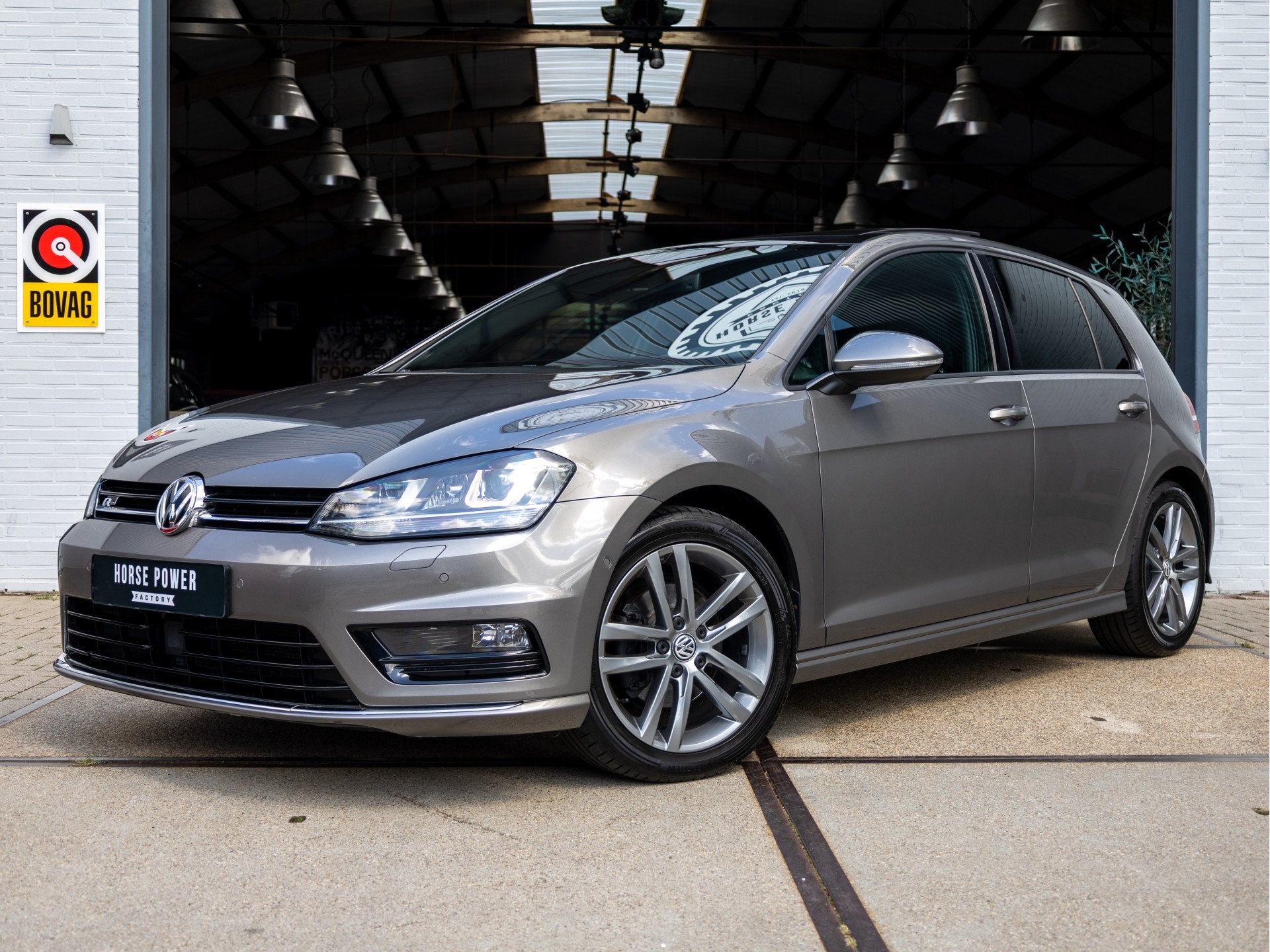 Volkswagen Golf 1.4 TSI Business Edition R-Line *Pano | ACC, Euro 5, Gebruikt, Zwart, 4 cilinders