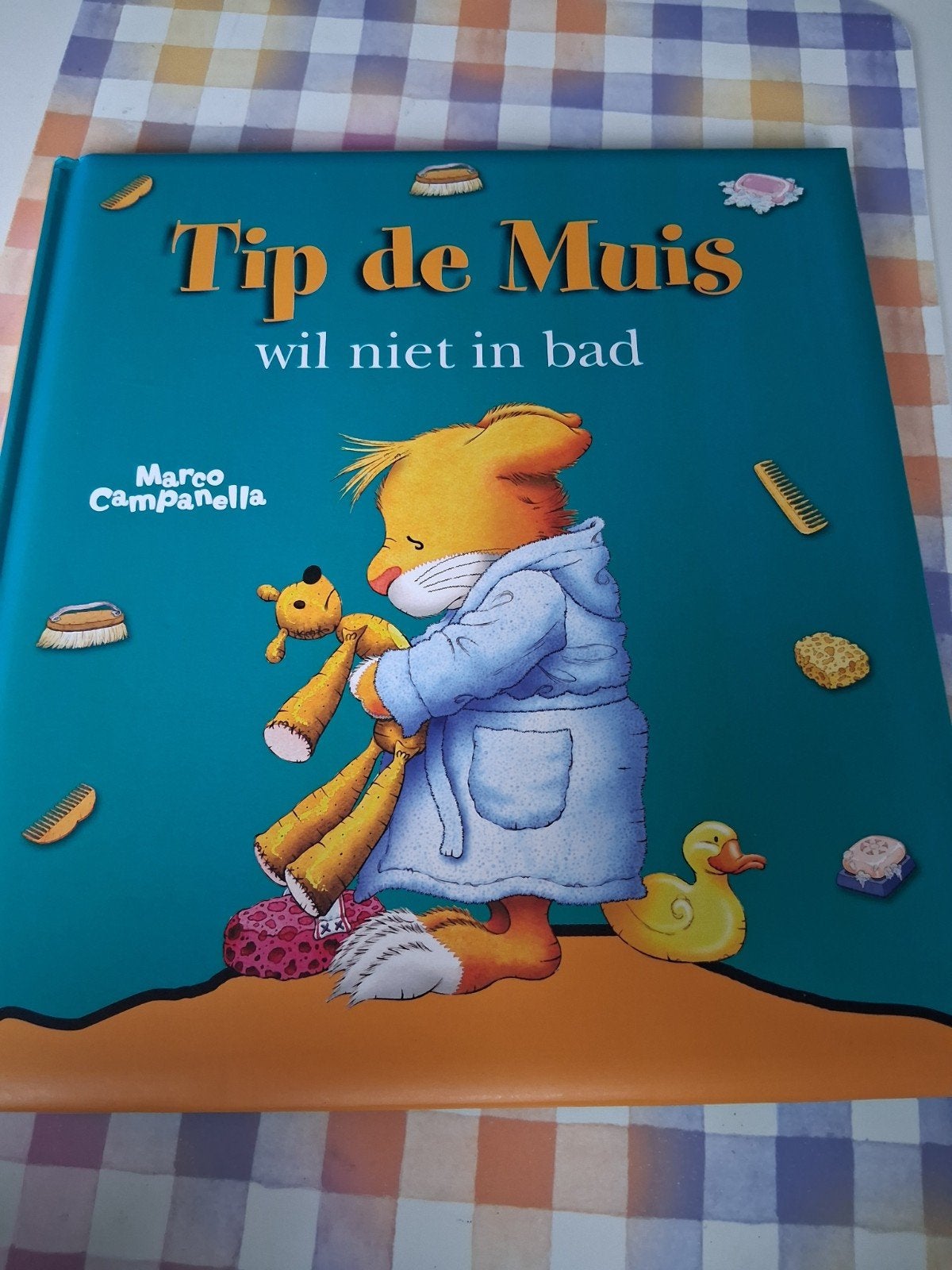 boek marco campella - tip de muis wil niet in bad, Boeken, Ophalen of Verzenden, Gelezen, 3 tot 4 jaar