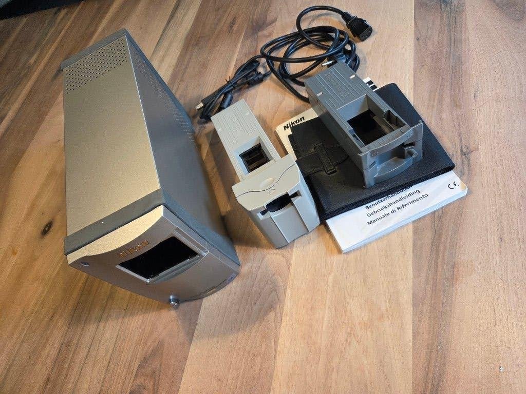 Nikon Coolscan 5000 incl 2x adapters, Ophalen of Verzenden, Gebruikt