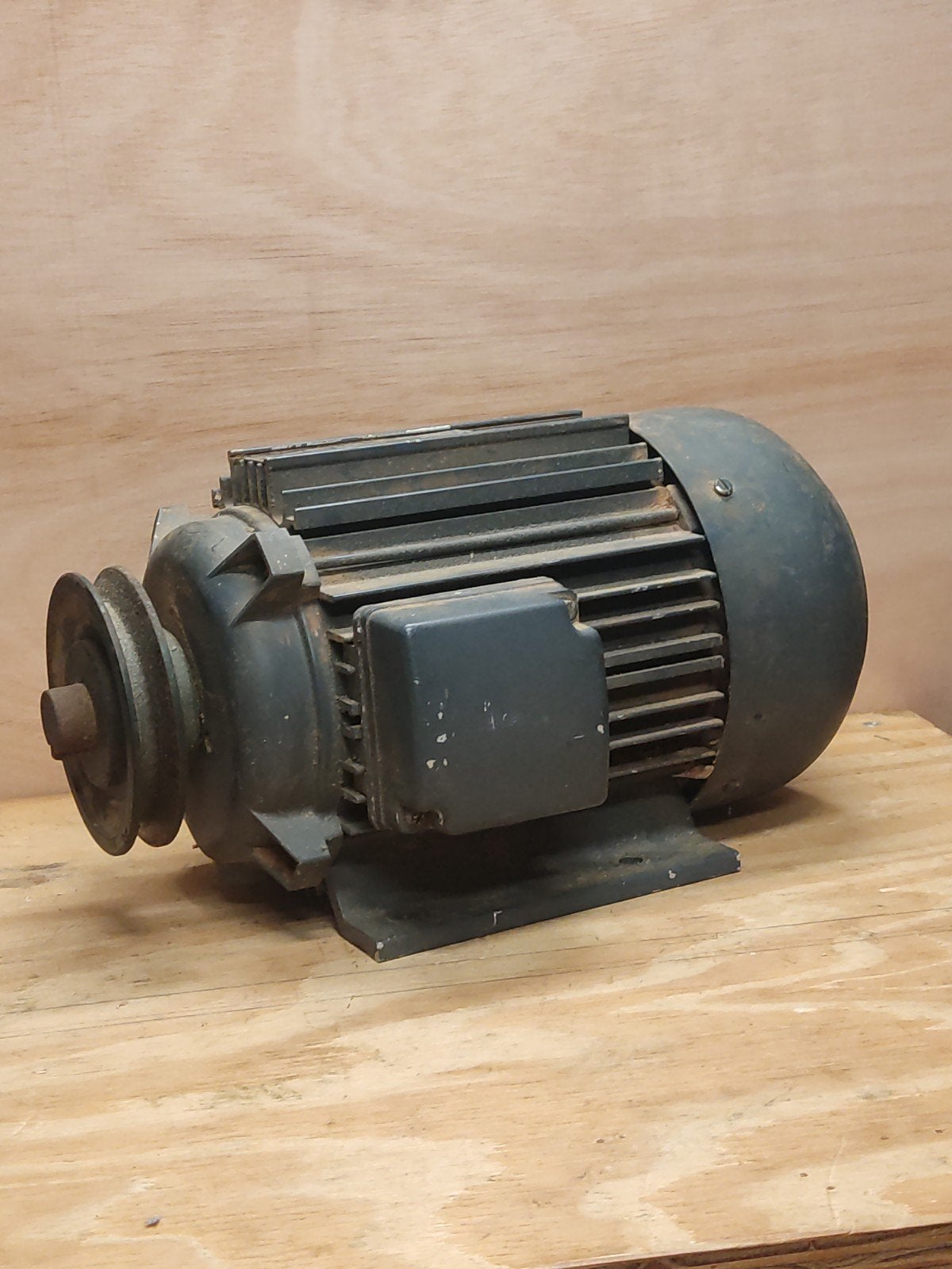 Robuuste Elektromotor 1.5 PK - 2830 RPM, Doe-het-zelf en Verbouw, Ophalen of Verzenden, Gebruikt, Elektromotor