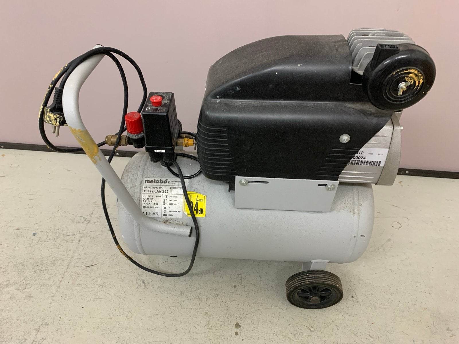 Metabo ClassicAir 255 Compressor - Bieden vanaf 90 euro, Doe-het-zelf en Verbouw, Ophalen, Gebruikt, 6 tot 10 bar, 25 tot 100 liter