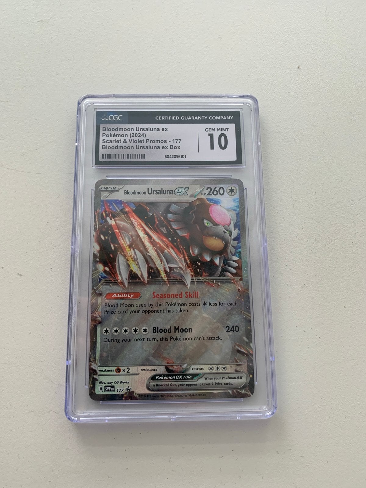 CGC 10 Bloodmoon Ursaluna ex Pokémon Kaart (2024), Ophalen of Verzenden, Nieuw, Losse kaart