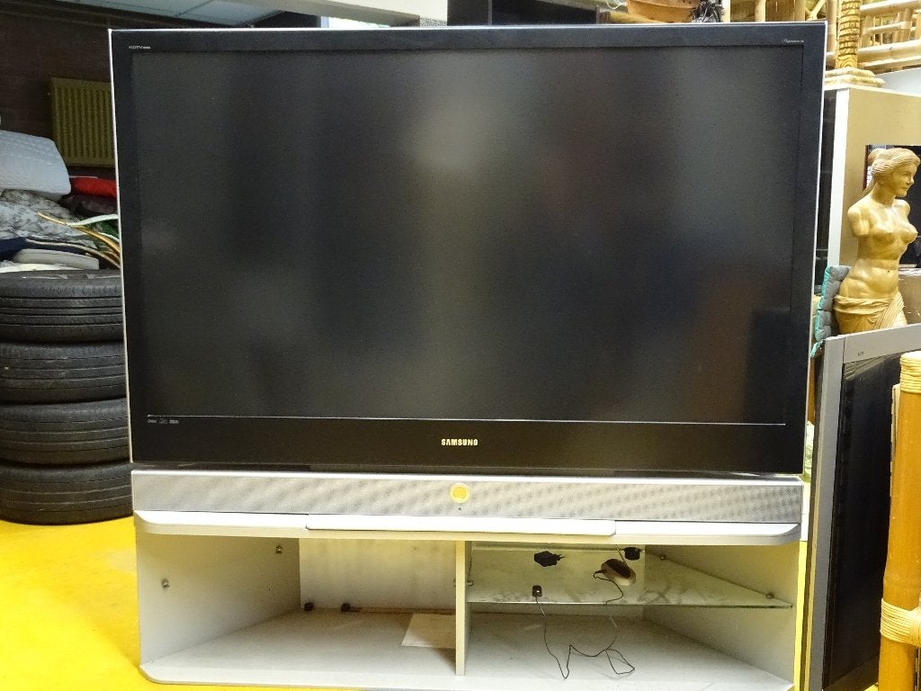 TV retro  Collecters Item, Audio, Tv en Foto, Vintage Televisies, Ophalen, Zo goed als nieuw, 100 cm of meer, Samsung