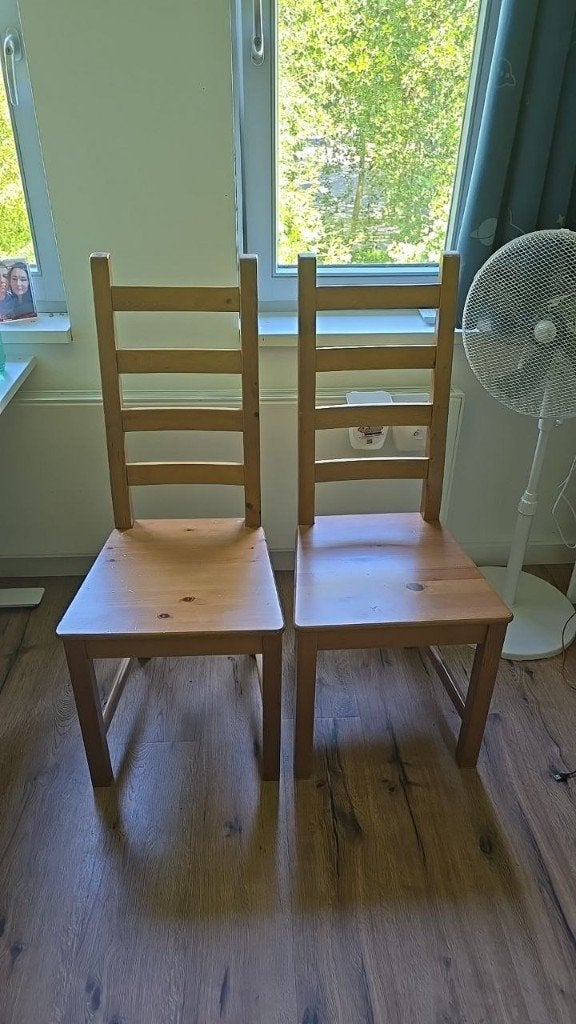 IKEA KAUSTBY houten eetkamerstoelen — set van 2, Ophalen