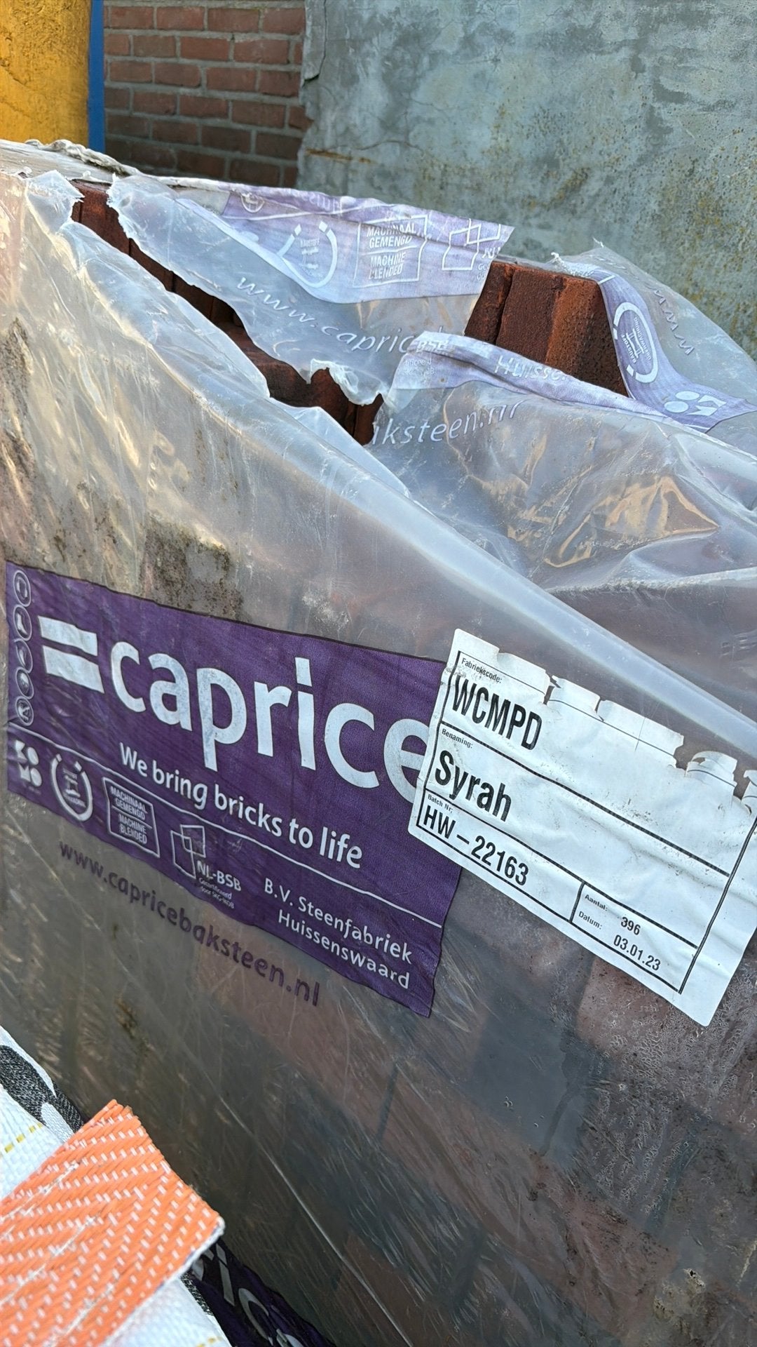 600 gevelstenen. Caprice Syrah, Doe-het-zelf en Verbouw, Metselstenen, Ophalen, Nieuw, Bakstenen