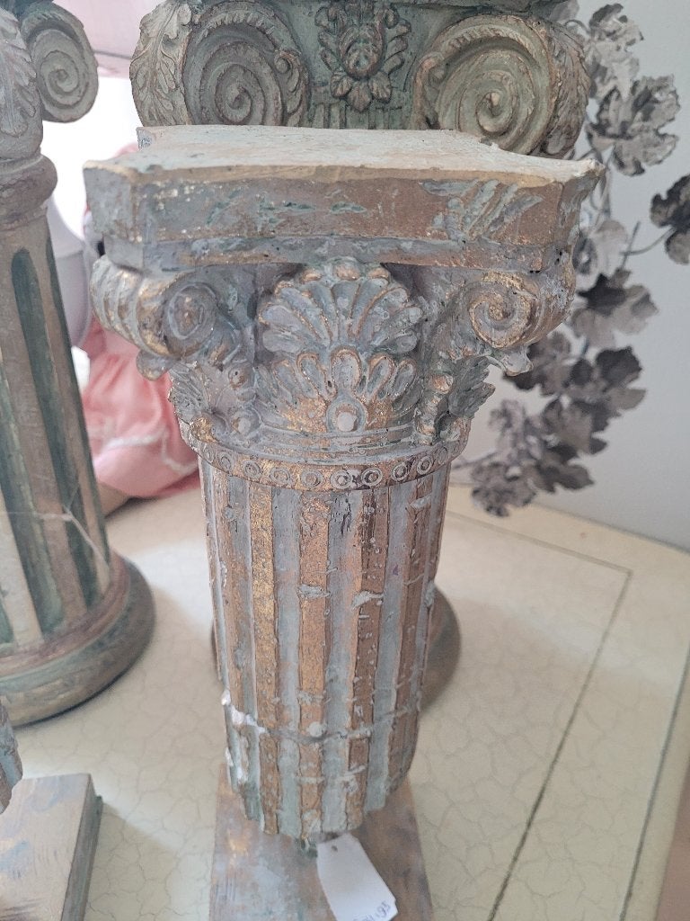 kleinere zuiltjes op voet foto 1 /tm 5 p/stuk 34.95, Huis en Inrichting, Woonaccessoires | Zuilen en Pilaren, Heikant 21 Kaatsheuvel