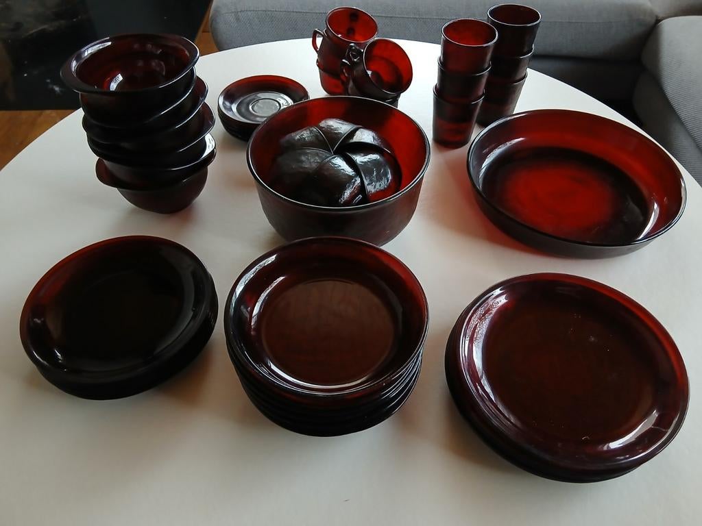 Arcoroc Sierra vintage 6-voudig servies rood, Ophalen
