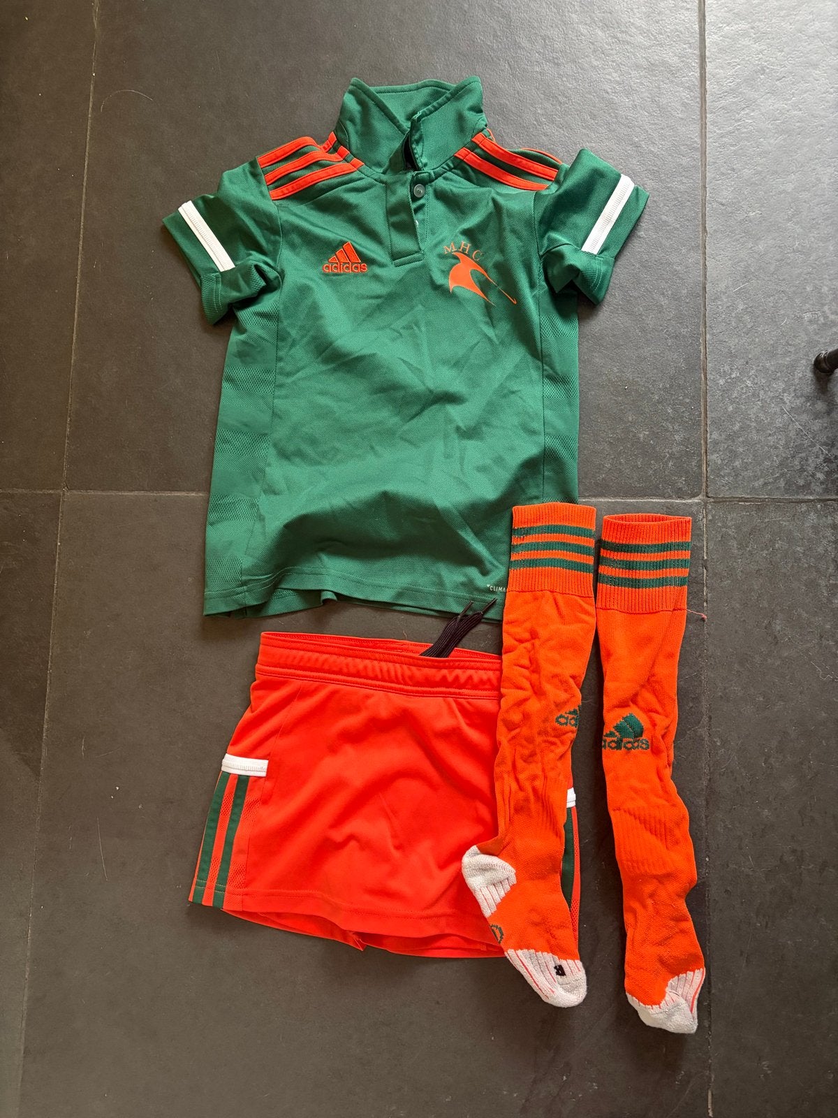MHCZ Hockeykleding Maat 128 (Shirt, Rokje, Sokken), Ophalen of Verzenden, Zo goed als nieuw, Kleding