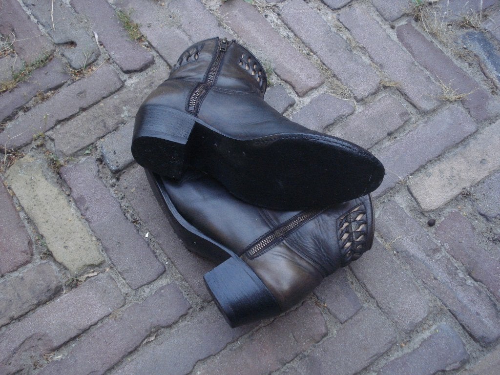 SENDRA BOHO IBIZA FESTIVAL LAARZEN GRATIS VERZENDING POST, Bruin, Verzenden, Lage of Enkellaarzen, Zo goed als nieuw