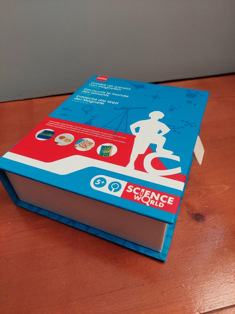 Voor de jonge onderzoeker. Magneten. 5 plus, Ophalen, Nieuw