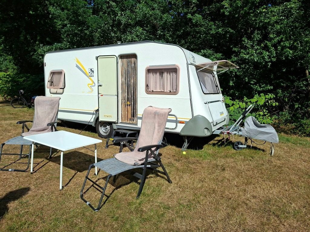 Knaus Südwind 450 TF caravan + voortent/luifel/uitbouw/mover, Frans bed, Particulier, 4 tot 5 meter, Knaus