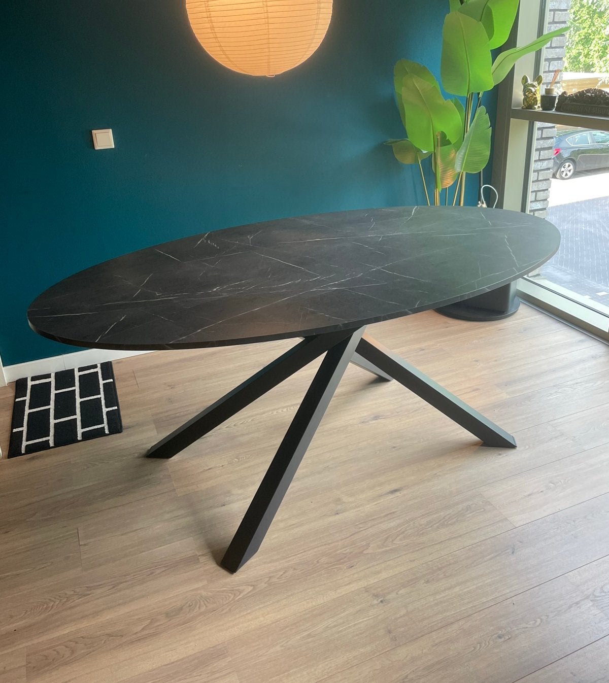 Eettafel Mariedamm Ovaal Zwart Marmerpatroon 180x100 cm IKEA, Ophalen, 50 tot 100 cm, Zo goed als nieuw, 150 tot 200 cm