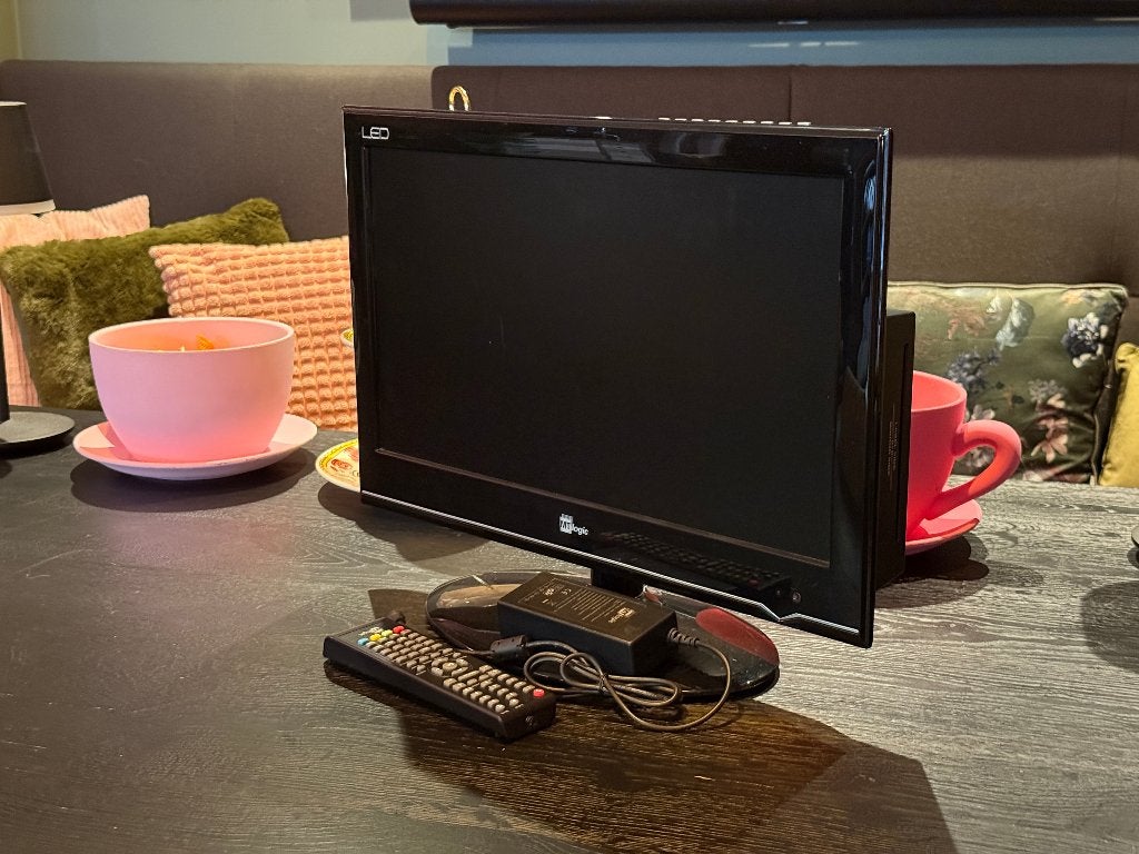 19" MT logic LCD tv, Gebruikt, 50 Hz, 40 tot 60 cm, Ophalen