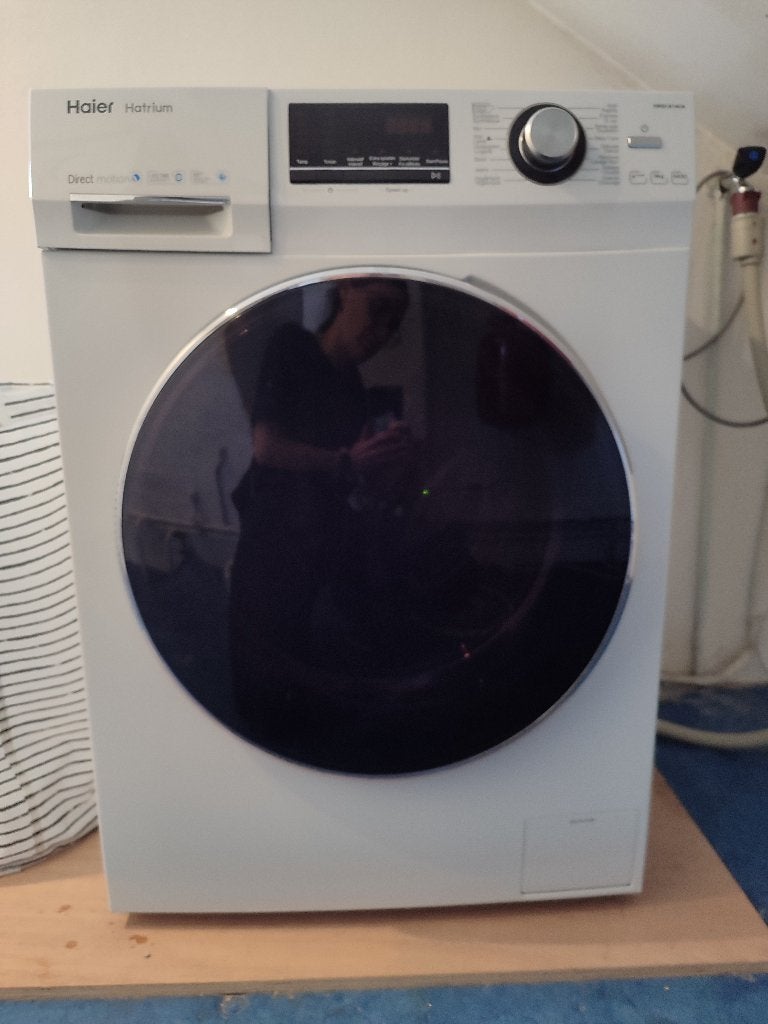 Haier HW80-B14636 wasmachine, Witgoed en Apparatuur, Wasmachines, Ophalen, Gebruikt, Energieklasse A of zuiniger, 85 tot 90 cm