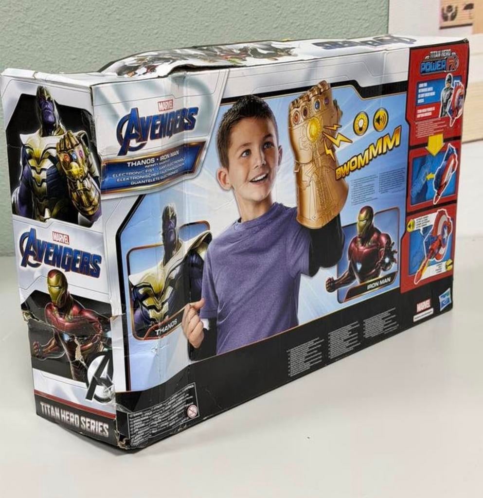 Marvel Avengers Thanos & Iron Man + Infinity Handschoen set, Verzamelen, Actiefiguur of Pop, Nieuw, Ophalen of Verzenden, H