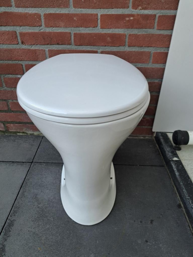 Witte wc pot 40cm hoog, compleet, Ophalen of Verzenden