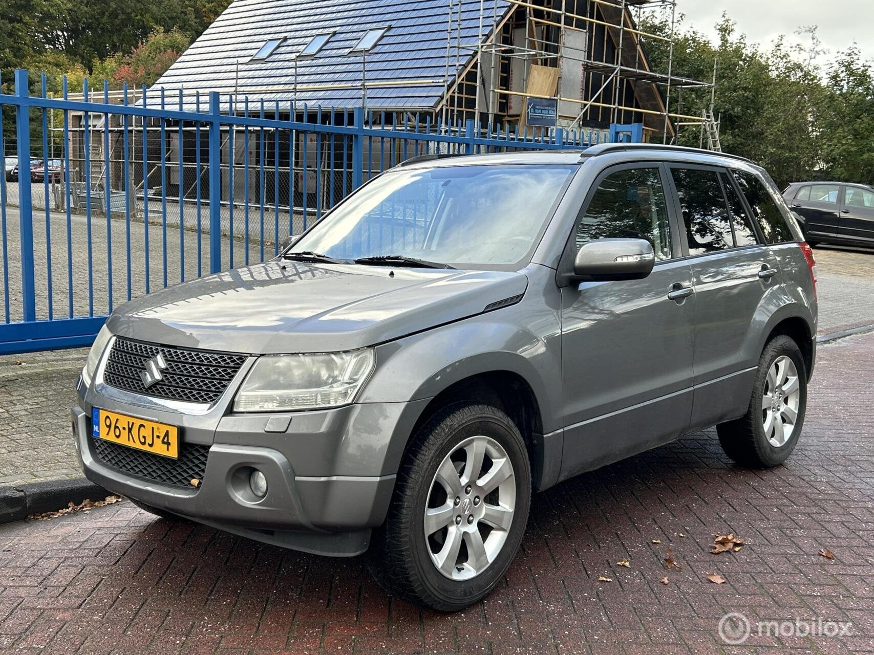 Suzuki Grand Vitara 2.4 4X4 High Executive | Clima | EXPORT, Auto's, Gebruikt, Zwart, 4 cilinders, 1850 kg