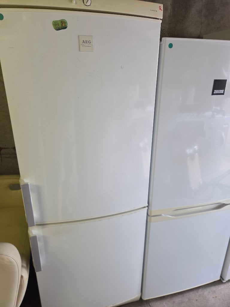 koel/vries Combi - AEG - 3 lades, Witgoed en Apparatuur, Koelkasten en IJskasten, Gebruikt, Duitsland, 200 liter of meer, Met aparte vriezer