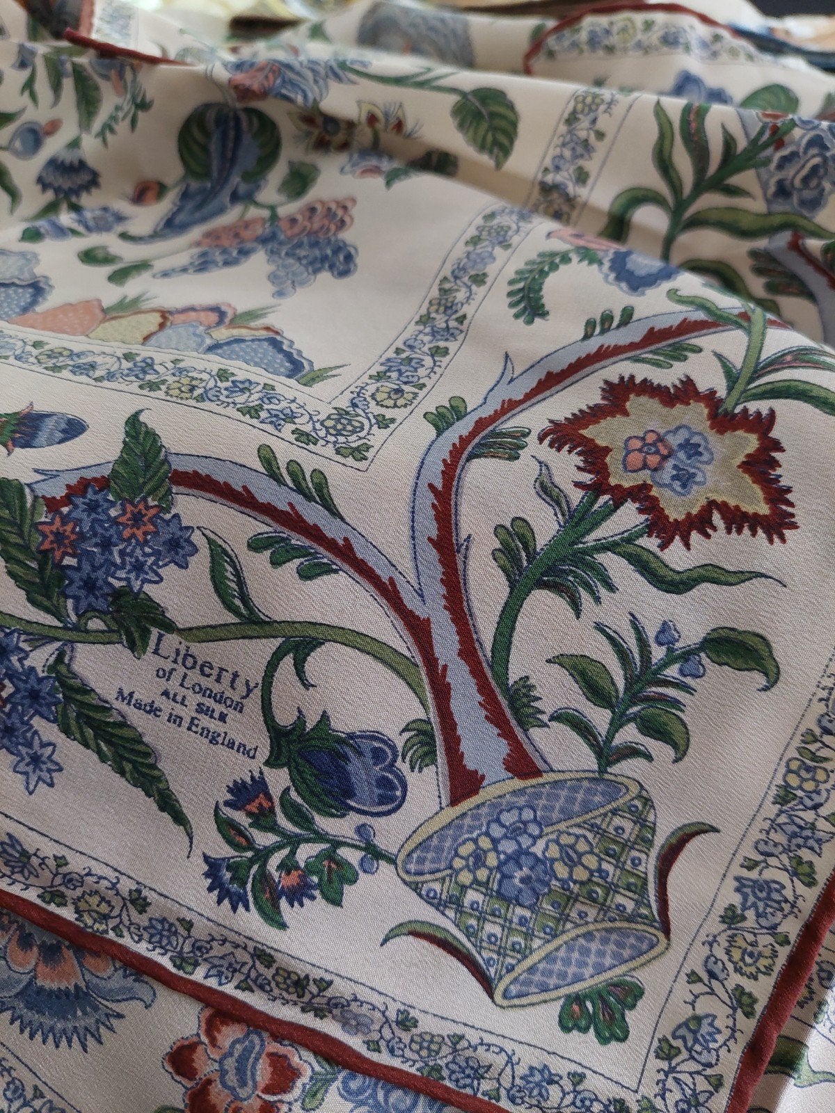 Liberty of London Zijden Sjaal - Bloemenprint, Ophalen of Verzenden