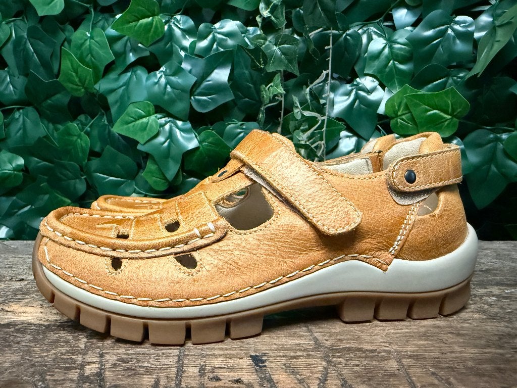 Nieuwe schoenen van Wolky maat 38, Sendra, Geel, Nieuw, Ophalen of Verzenden