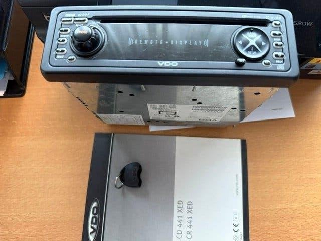 vdo autoradio cd player Opel vectra met stuur bediening, Auto diversen, Ophalen of Verzenden, Zo goed als nieuw