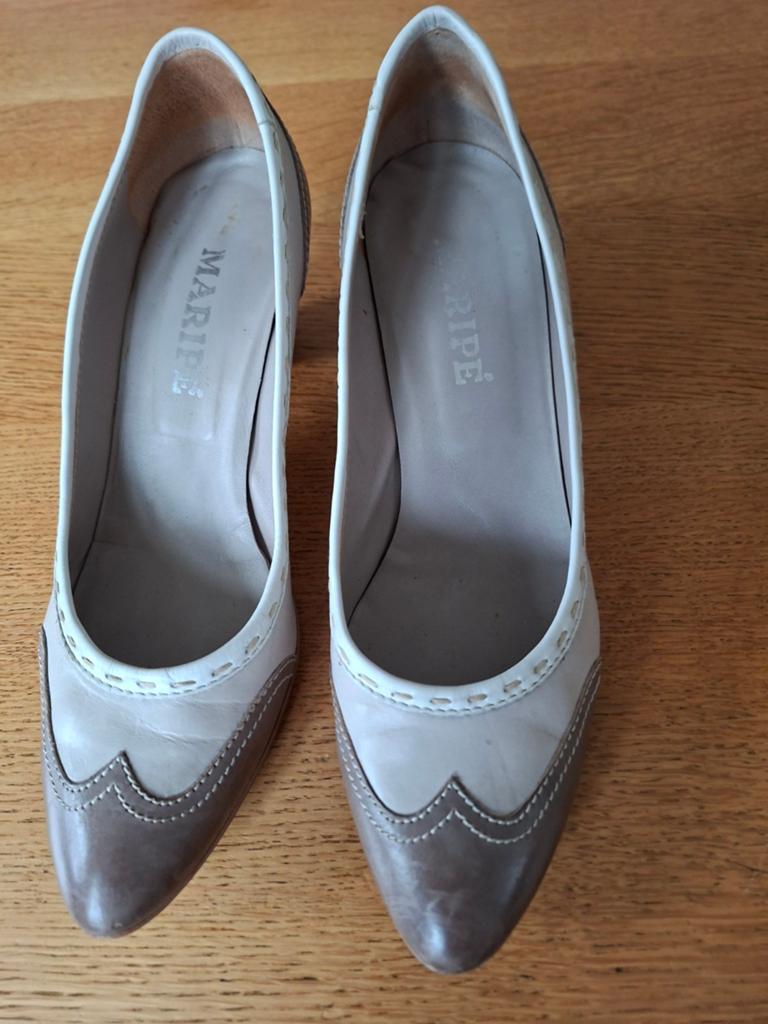Pumps maat 37.5, Ophalen of Verzenden, Zo goed als nieuw